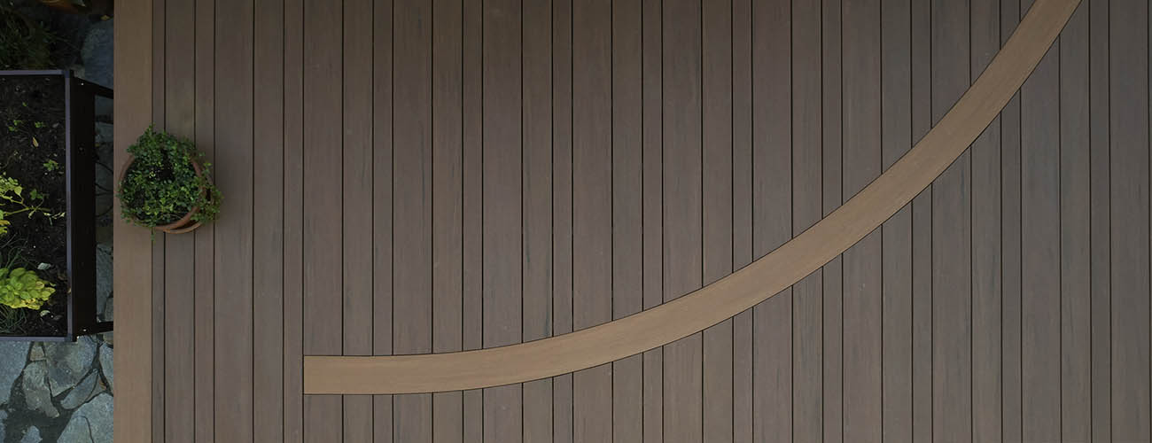 Deck Patterns with borders example of a picture frame deck with curved inlay