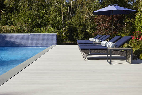 Big backyard ideas build a pool deck