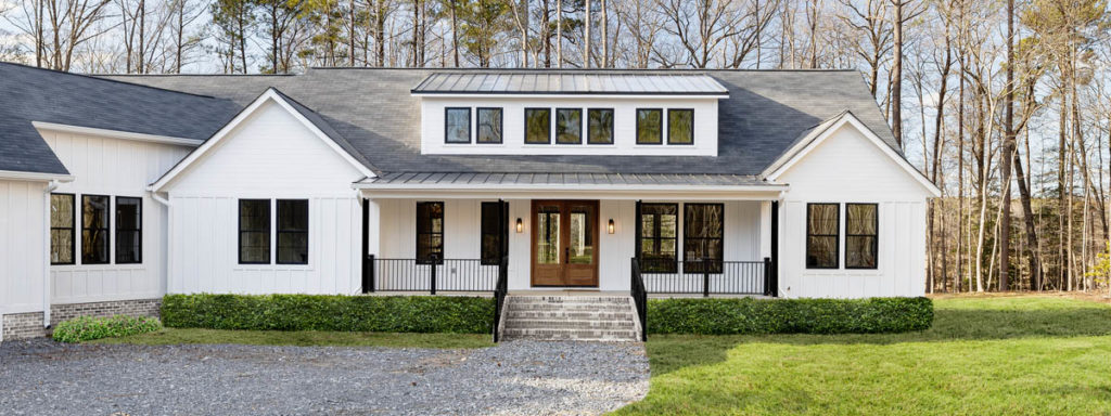 Modern front porch ideas for a modern screened in porch or front porch by TimberTech