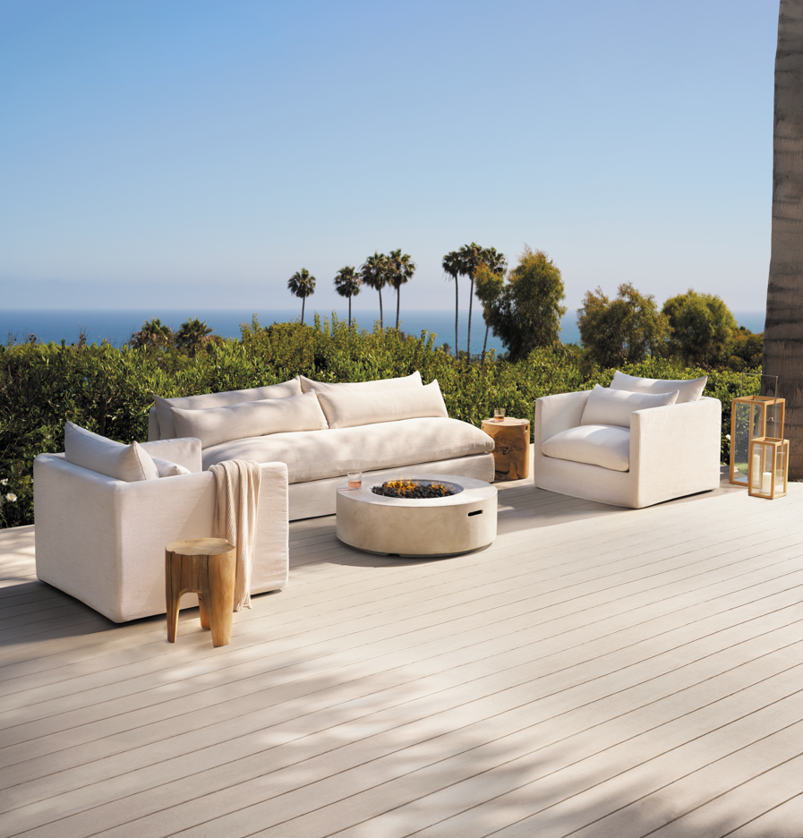 French White Oak from the Landmark Collection.